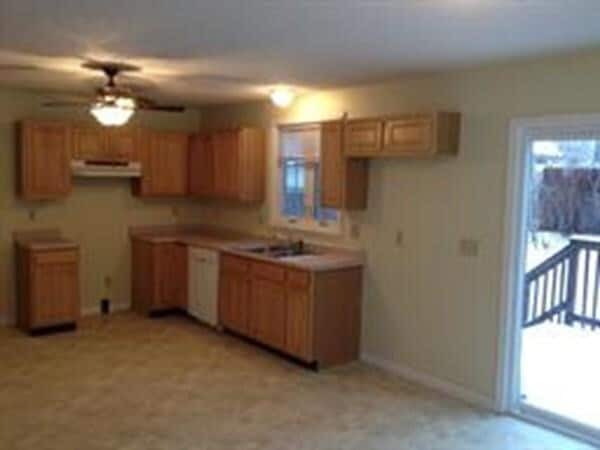 Photo - 660 Boston Rd