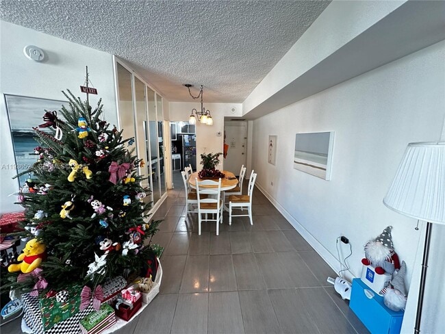 Photo - 801 Brickell Bay Dr Unit 761