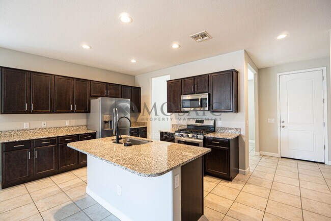 Photo - 763 W Brangus Way