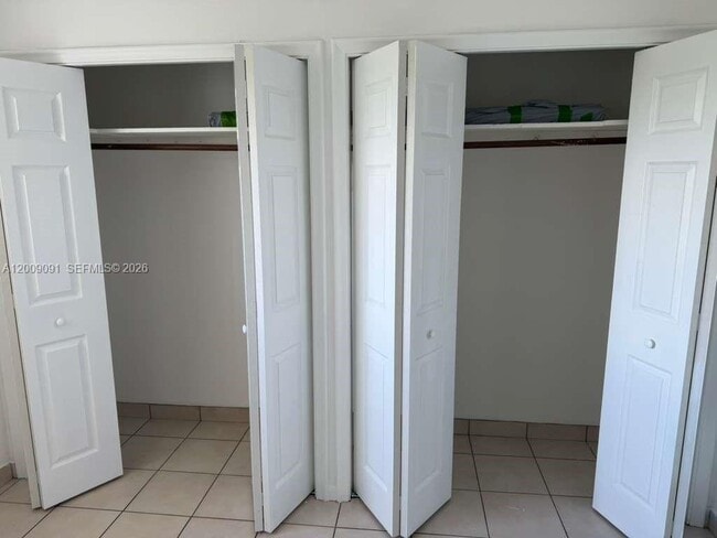 Photo - 609 NE 6th Ct Unit F