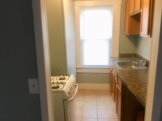 Photo - 90 Rosedale St Unit #2