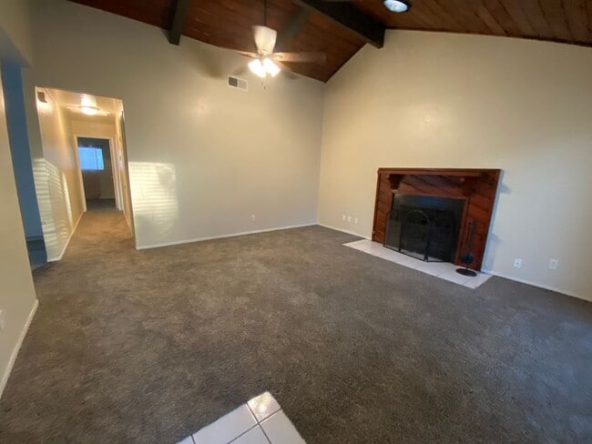Photo - Cozy Home for rent in Visalia
