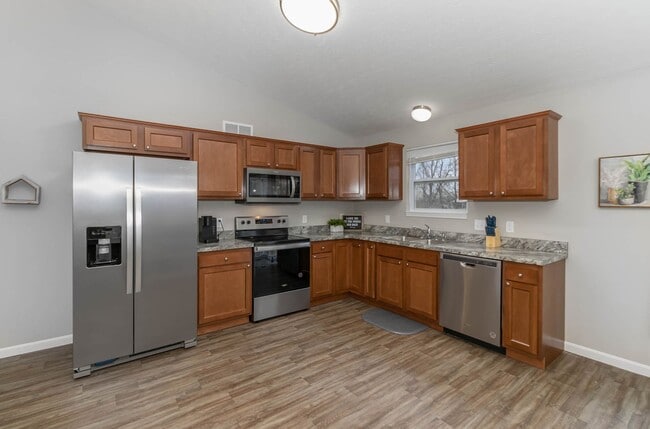 Photo - Great brand new built home in quiet neighb...