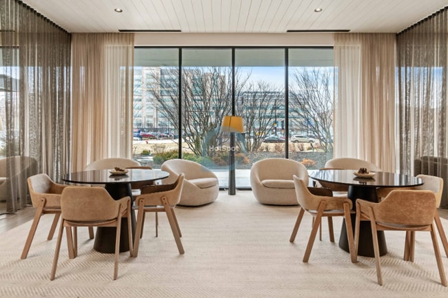 Photo - 1912 W Harrison St