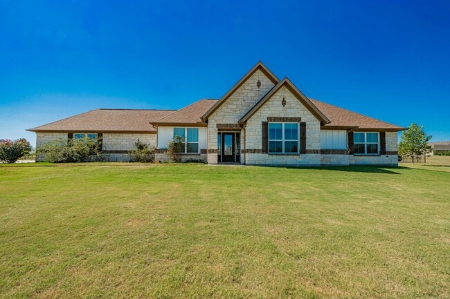 Building Photo - Your Royse City Retreat Awaits!