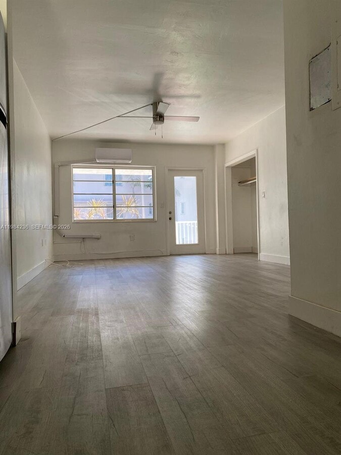 Photo - 4201 Indian Creek Dr Unit 8