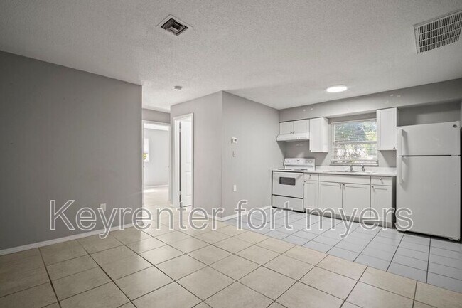 Photo - 75 Cypress St