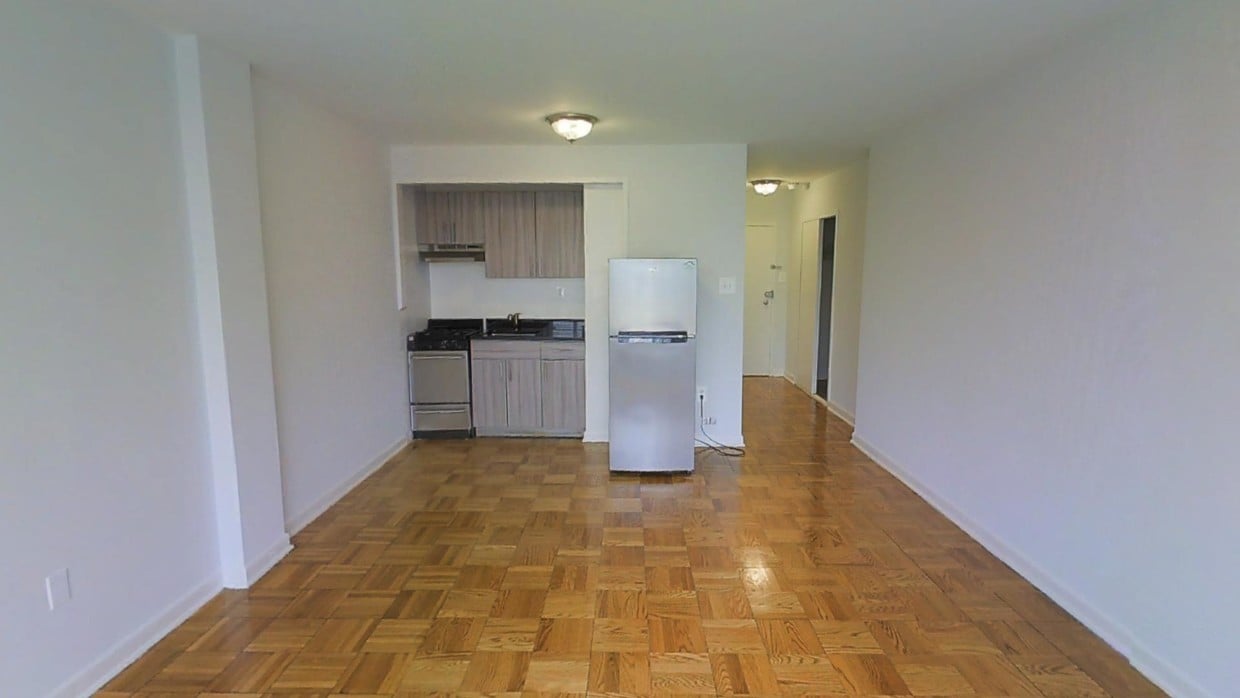 Photo - The Elaine Apartments