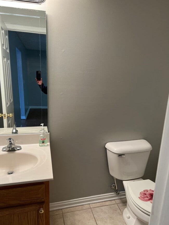 Photo - Florence Ct Unit 129