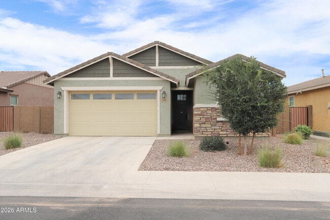 Photo - 2250 E Kelly Dr