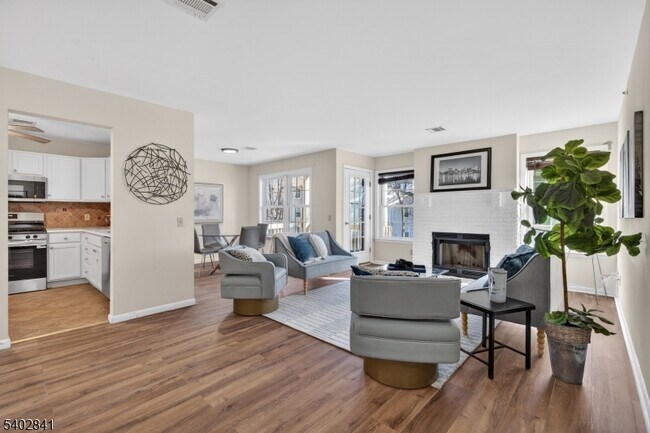 Photo - 11 Evergreen Dr Unit 63