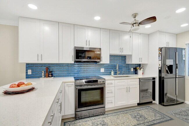 Photo - 4822 Esedra Ct Unit 208