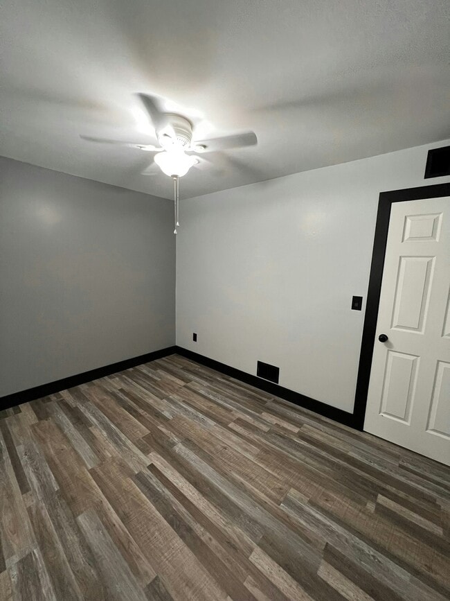 Photo - 1602 Jay Street