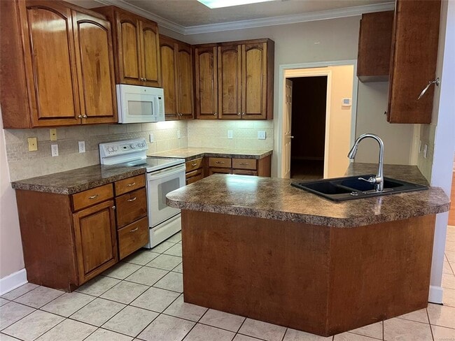 Photo - 140 Grand Ridge Ln