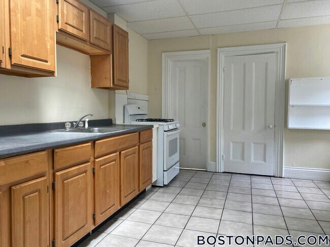 179 Harvard St Unit 3