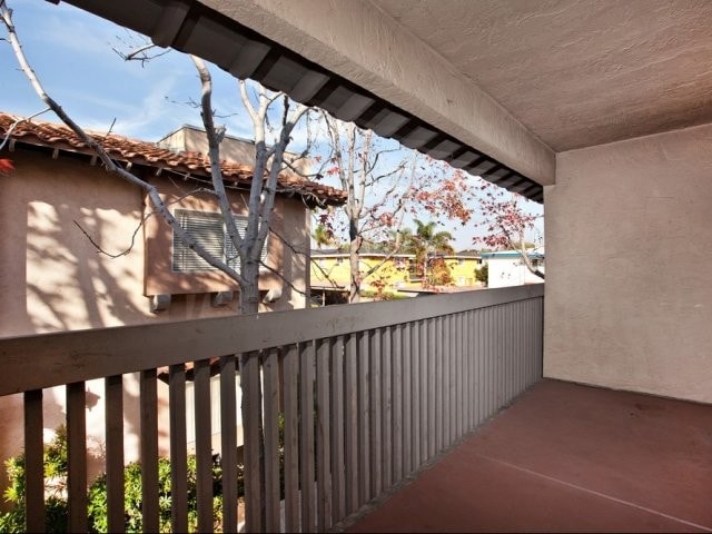 575 D St Chula Vista CA 91910-Balcony