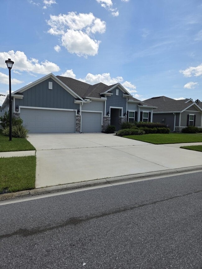 Building Photo - 4 bedroom in Green Cove Springs FL 32043 Rental