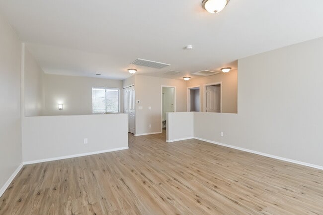 Photo - 6916 S Cottontail Run Ave