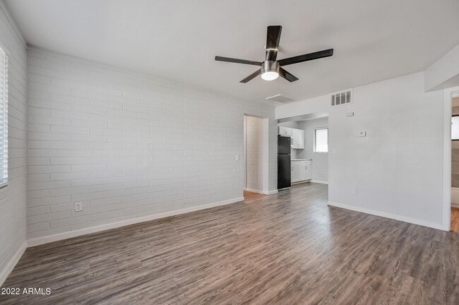 Photo - 1744 W Glendale Ave Unidad 10