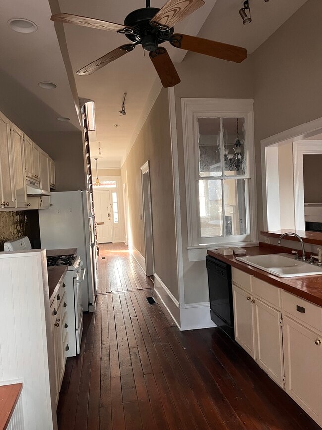 Photo - 318 W Bolton St