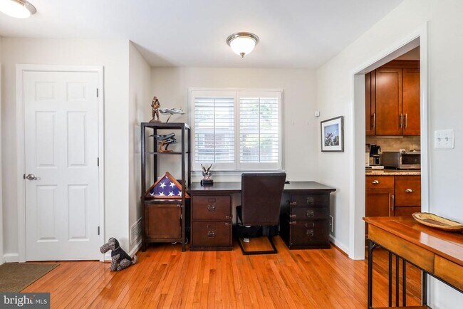 Photo - 8011 Jackson Rd