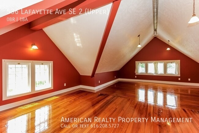 Photo - 536 Lafayette Ave SE