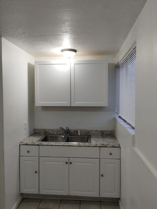 Photo - 3193 Meadowlark Dr Unidad Downstairs