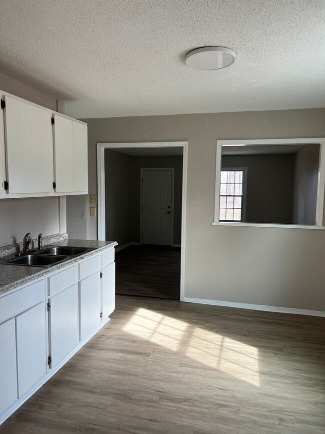 Photo - 3 Bedroom 1 Bath home in Millington near School