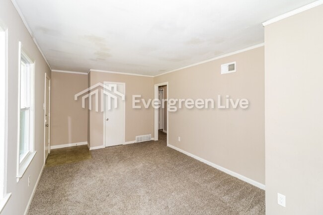 Photo - 1737 Berwind Rd