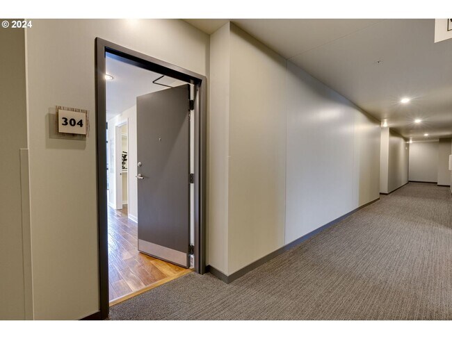 Photo - Modern Condo in NW District, Portland! On ... Unidad 304