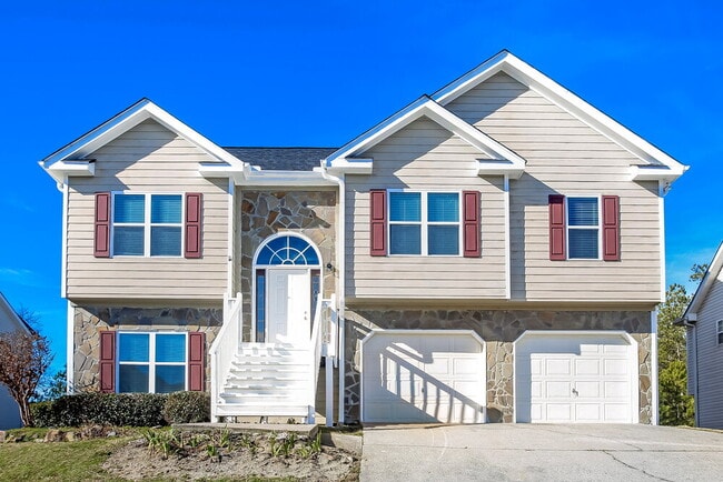 Building Photo - 55 Richmond Dr