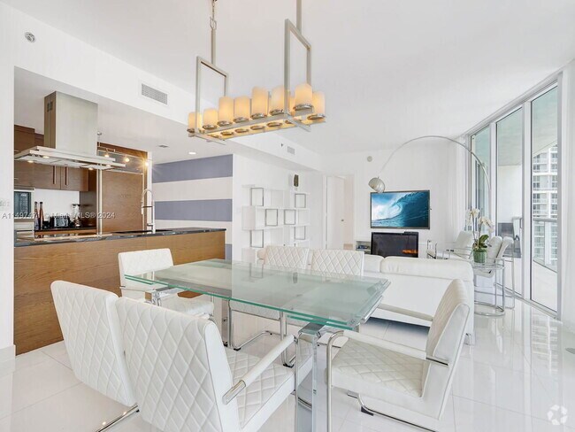 Building Photo - 495 Brickell Ave Unit 2504 Rental