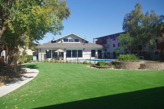 Portofino Apartments