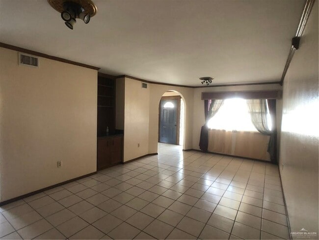 34 Rose Ellen Dr