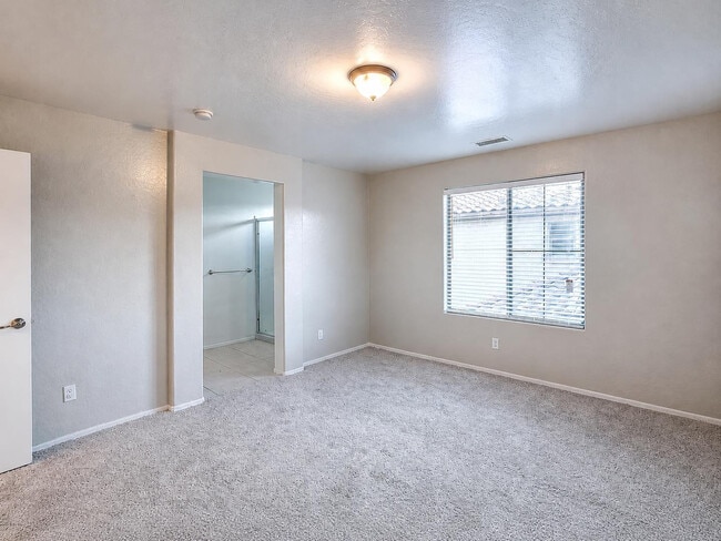 Photo - 2341 N 83rd Dr