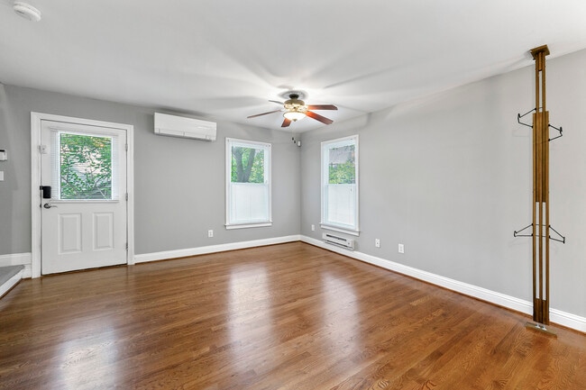 Photo - 88 Lucy St SE Unit 88 Lucy St SE - D Atlanta, GA 30312
