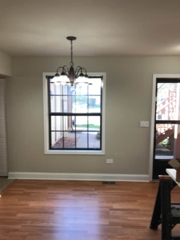 Photo - 371 Sandhurst Cir
