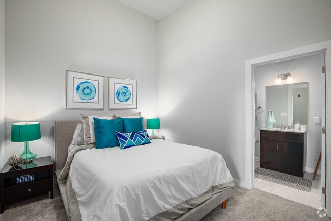 Hudson - 1BR, 1BA - 595SF - Bedroom