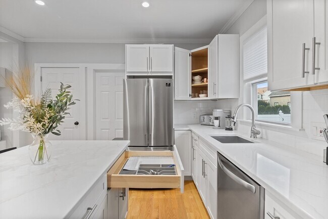 Photo - 14 Everett St Unit 1