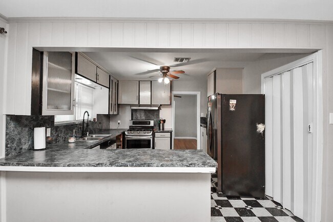 Photo - 2601 Holly St