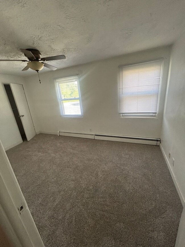 Photo - 2410 W 45th Ave