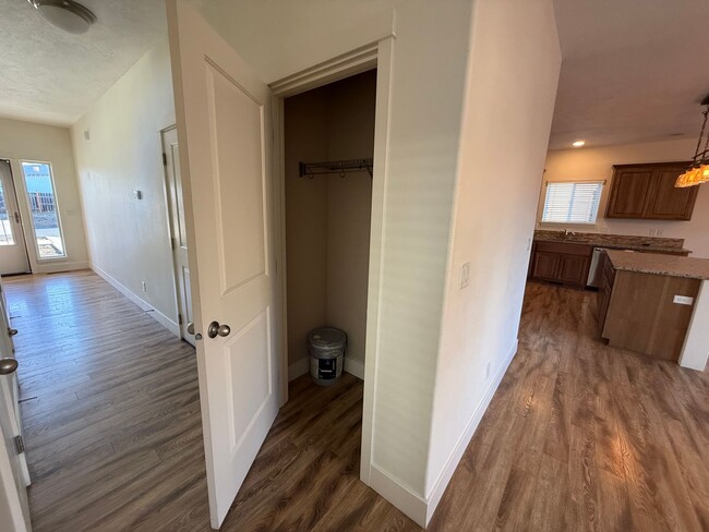 Photo - 4 Bed/2.5 Bath Single Family Home in SE Bend