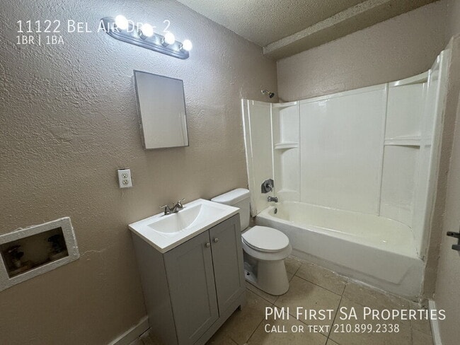 Photo - 11122 Belair Dr Unit 2
