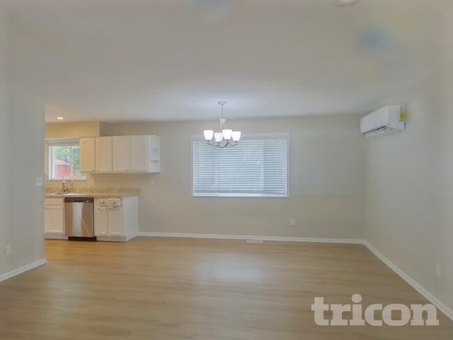 Photo - 6650 Brook Forest Dr