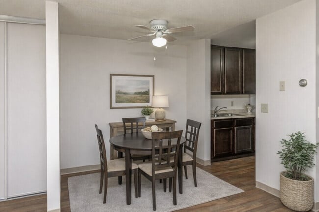 Hampden Square Apts and Townhomes