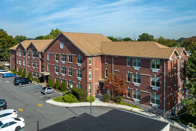 The Hub Brookdale
