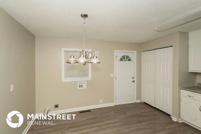 Photo - 1320 Glenwood St NW
