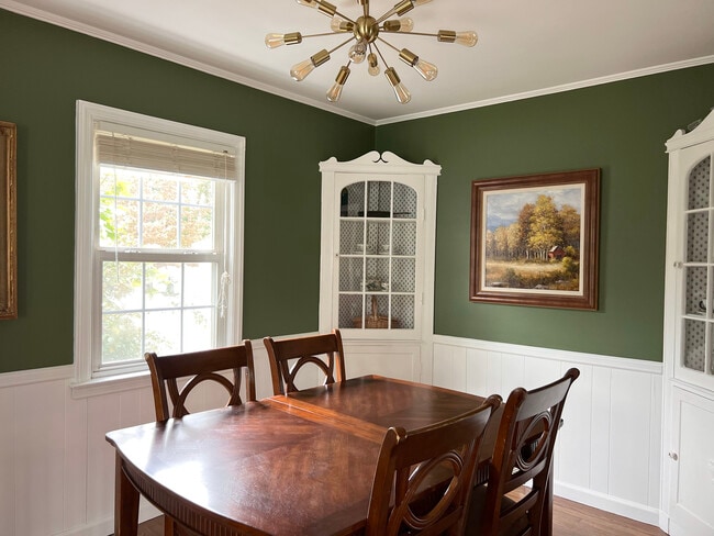 Photo - 21 Runyon Ave