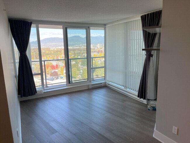 Photo - 4189 Halifax St