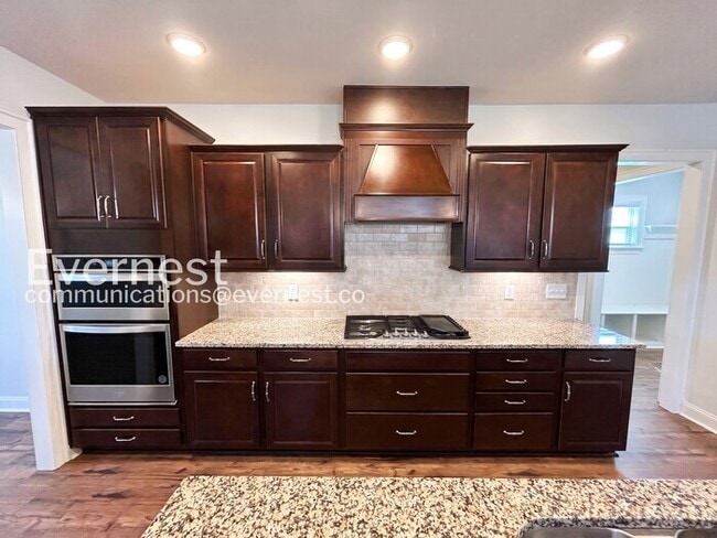Photo - 1122 Carlisle Pl